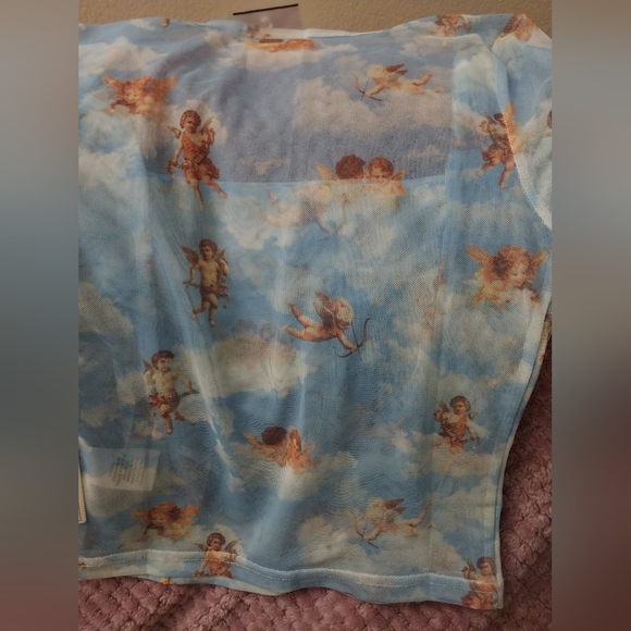 Small Renaissance Angel top - Picture 5 of 7